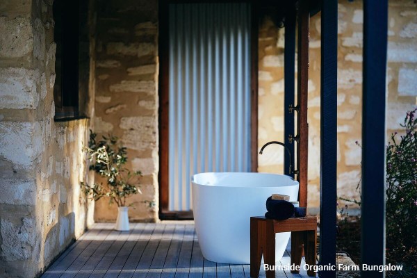 Margaret River, Burnside Organic Farm Bungalow, bathtub - rondreis Australië, opDroomreis.nu