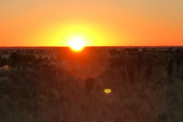 Outback Australië zonsondergang, recensie reis Australië - rondreis Australië, opDroomreis.nu